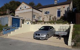 Family Guest Suite In Cheselbourne