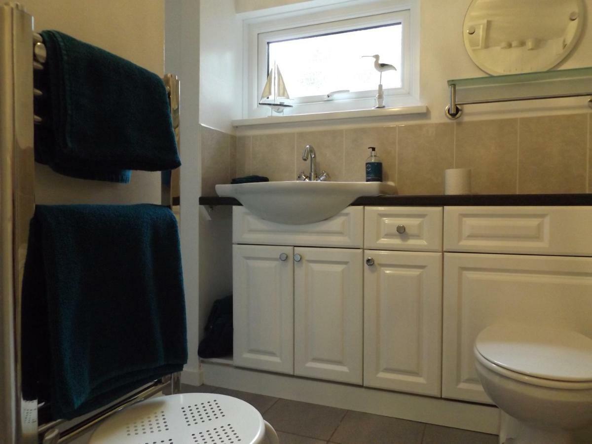Family Guest Suite In Cheselbourne Dorchester Exterior photo